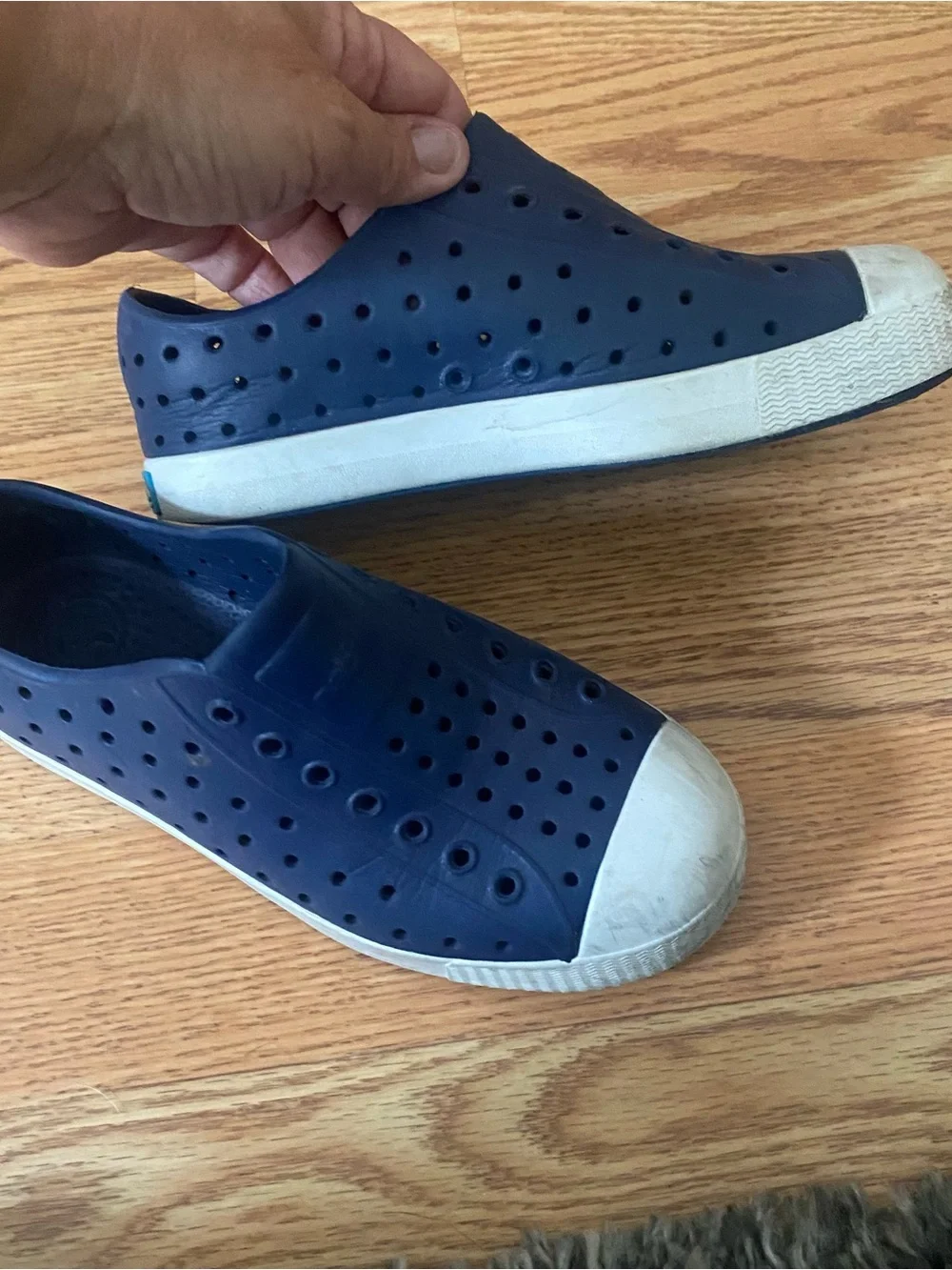 Native Kids Jefferson Water Shoes in Navy with White Toecaps